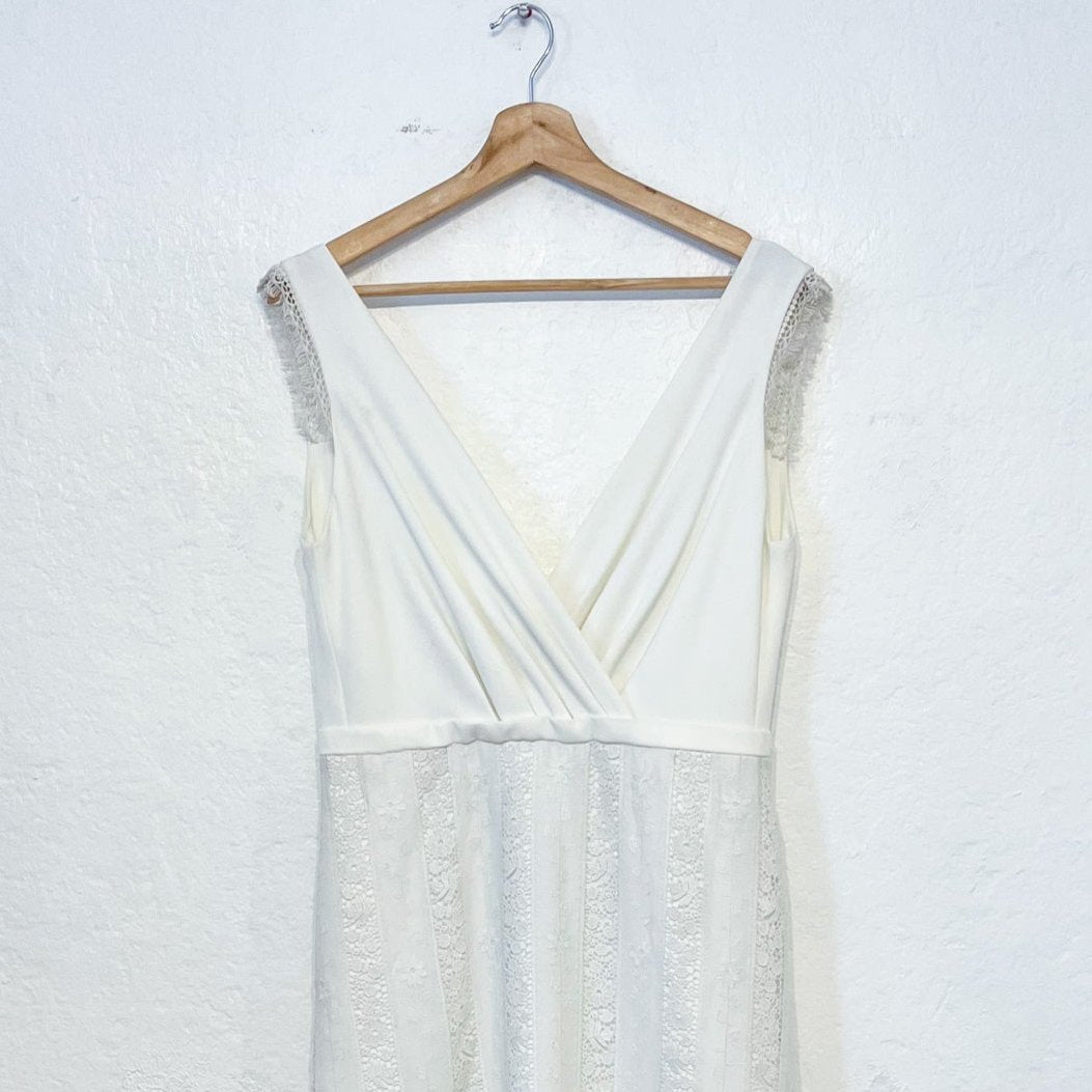 Vestido cruzado con macrame