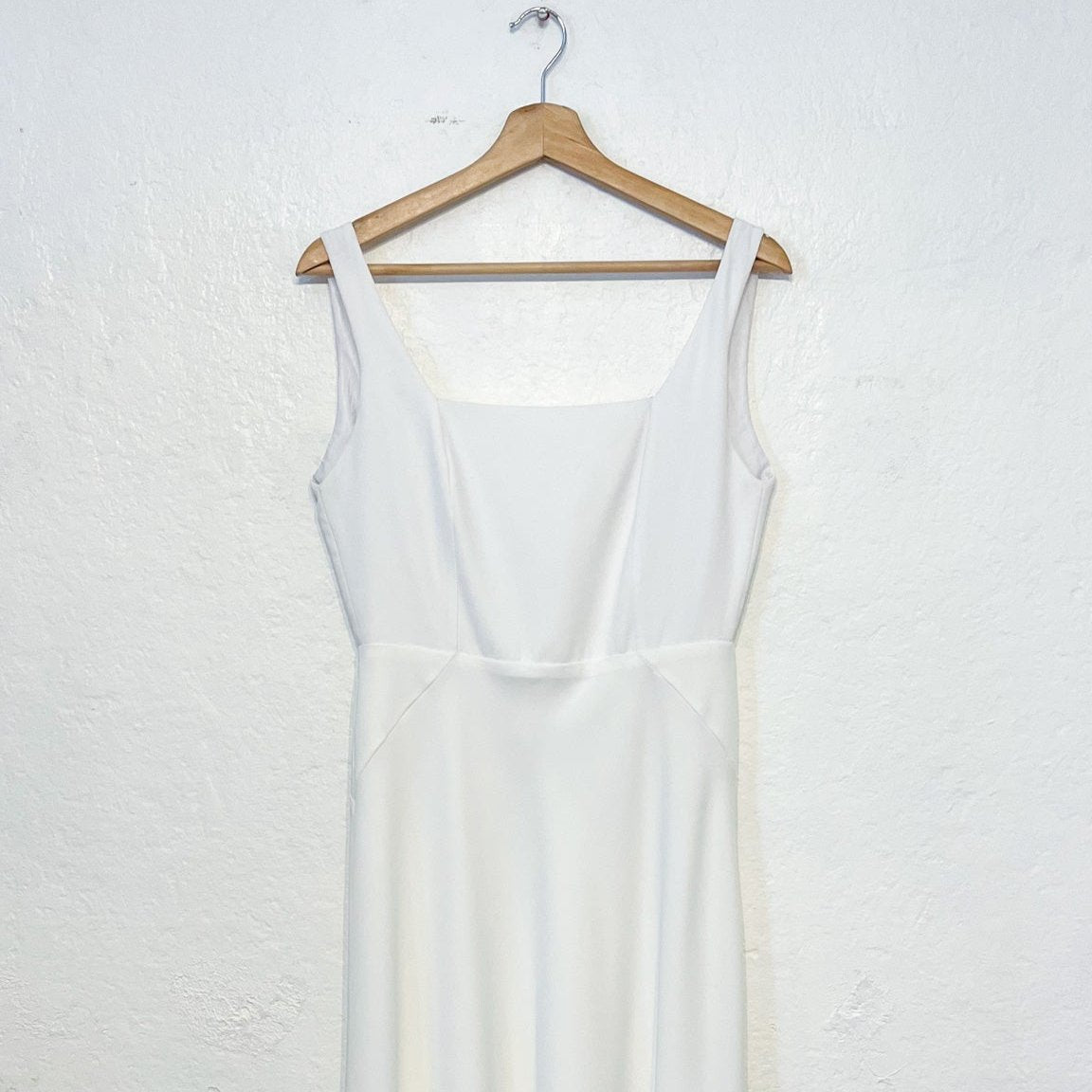 Vestido Escote Cuadrado Con Corte
